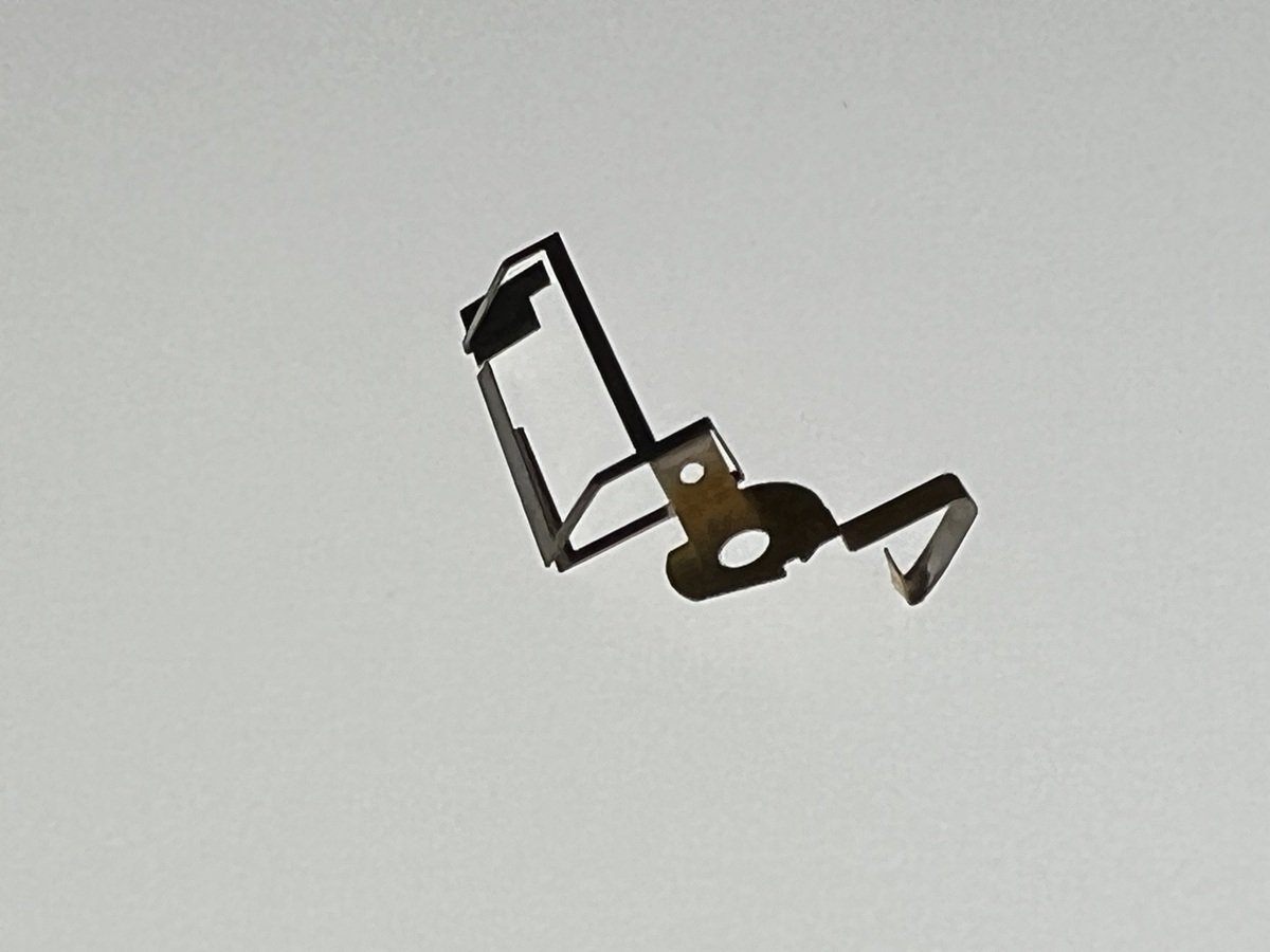 精密プレス部品